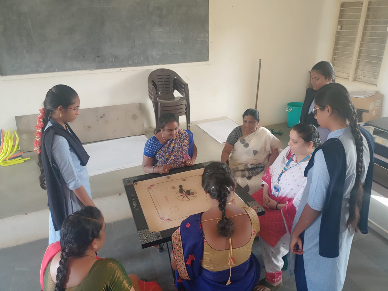Participated in Carroms, games for staff as a part of Vaarshika, 2024