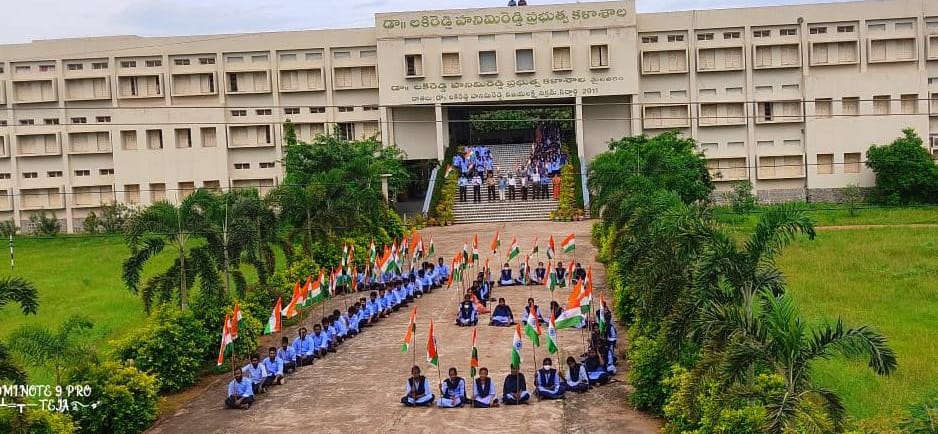 Dr. Lakireddy Hanimireddy Govt. Degree College Mylavaram Respected Sir, The Youth Red Cross volunteers of the college distributed free national flags among the students to observe 'Har Ghar Tiranga' programme. The volunteers formed 75 number to
