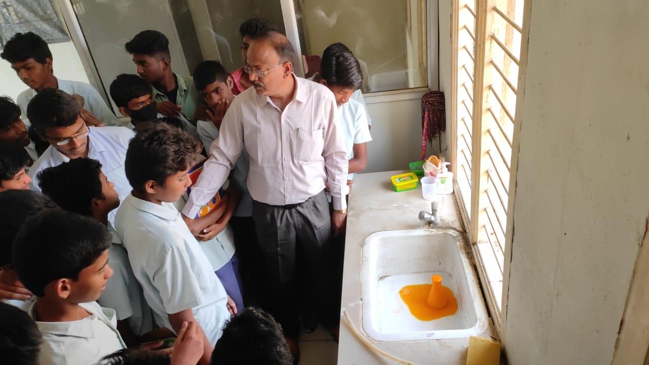 CONDUCTED SCHOOL TO LAB The Department of Chemistry of our college conducted 'School to Lab' programme,
