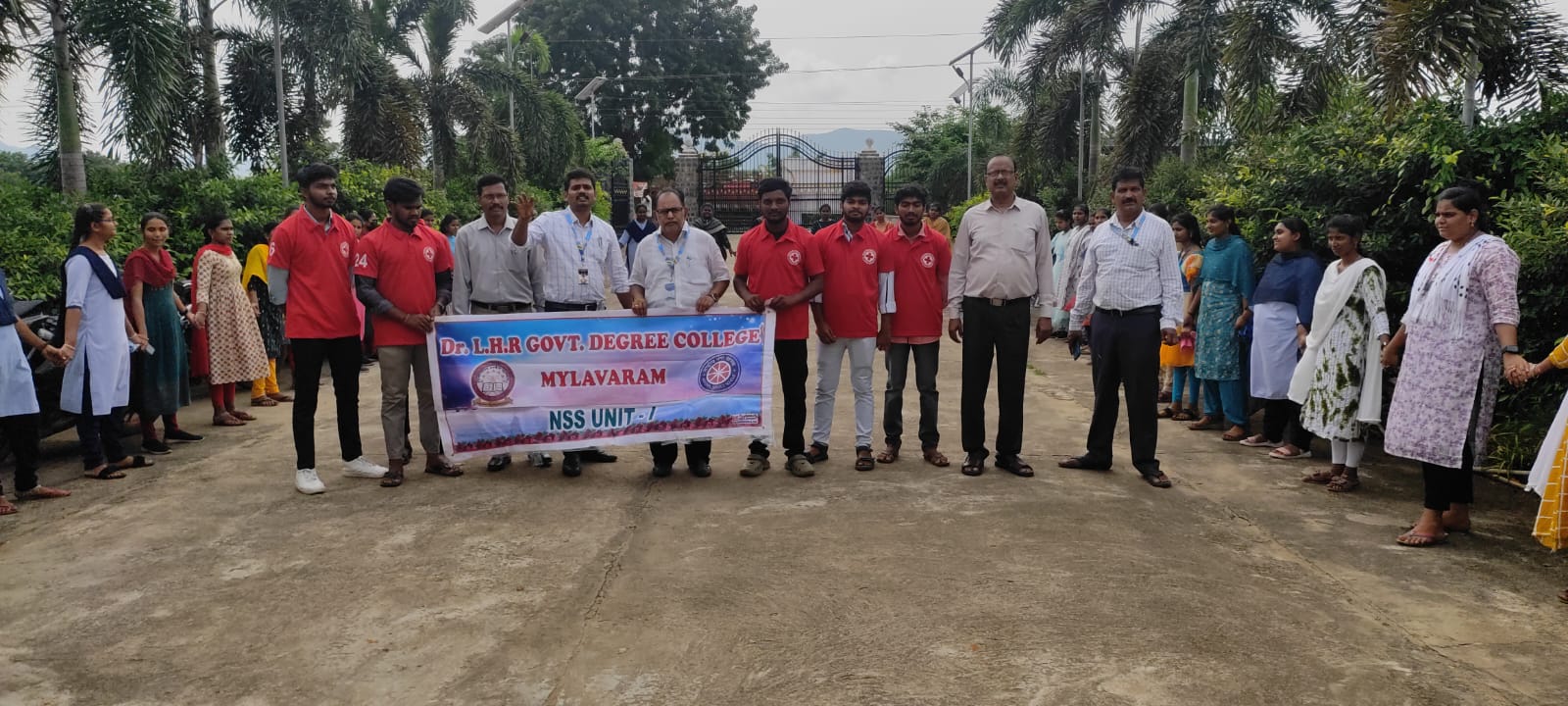 NSS AND YOUTH RED CROSS NASHA MUKT BHARAT PLEDGE