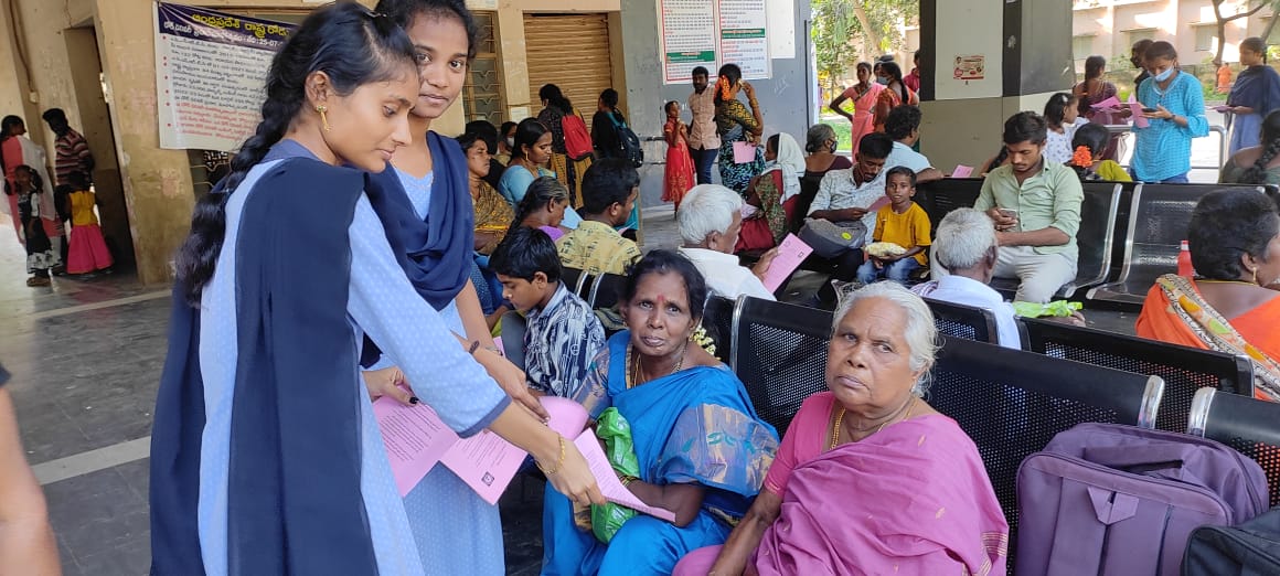 Dr. Lakireddy Hanimireddy Govt. Degree College Mylavaram CAMPAIGN ON FLAG CODE The NSS Volunteers of the college published pamphlets on FLAG CODE to be followed while hoisting national flag on houses as part of 'Har Ghar Tiranga'. MRO, Mylavaram S